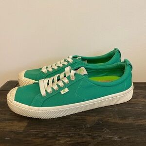 CARIUMA- green canvas OCA low